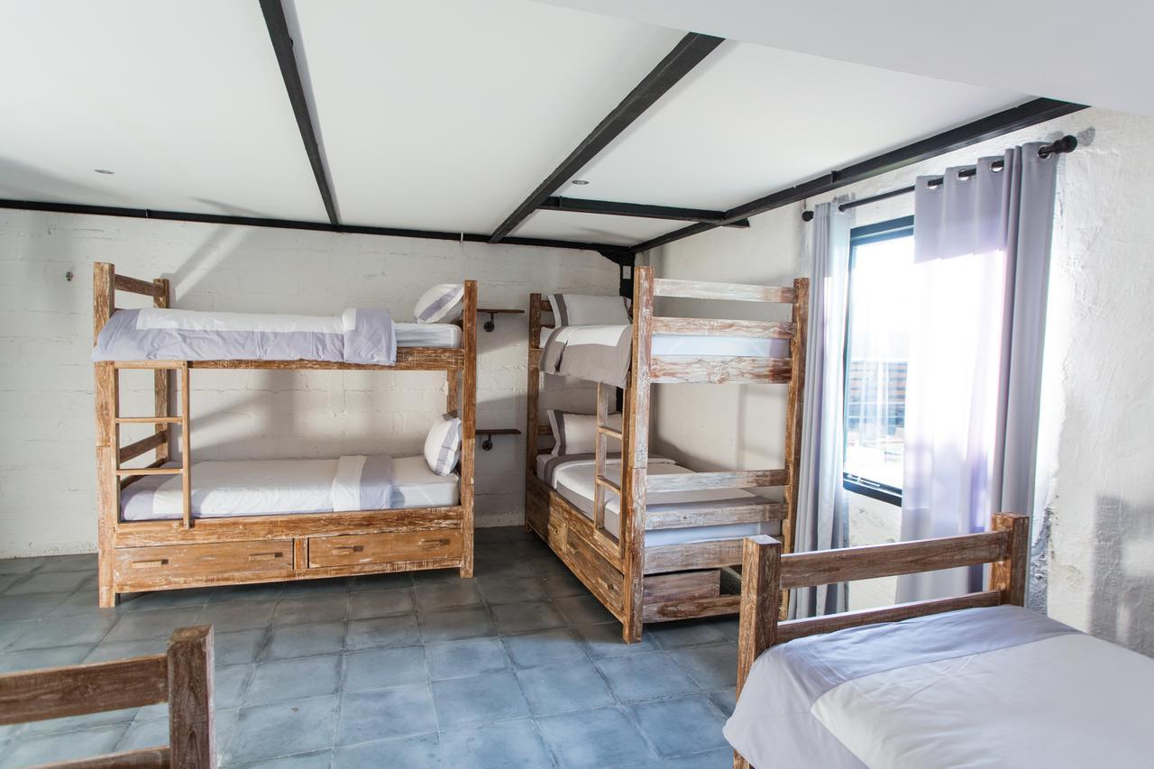 Takeoff Surf Camp & Hotel Canggu Eksteriør billede